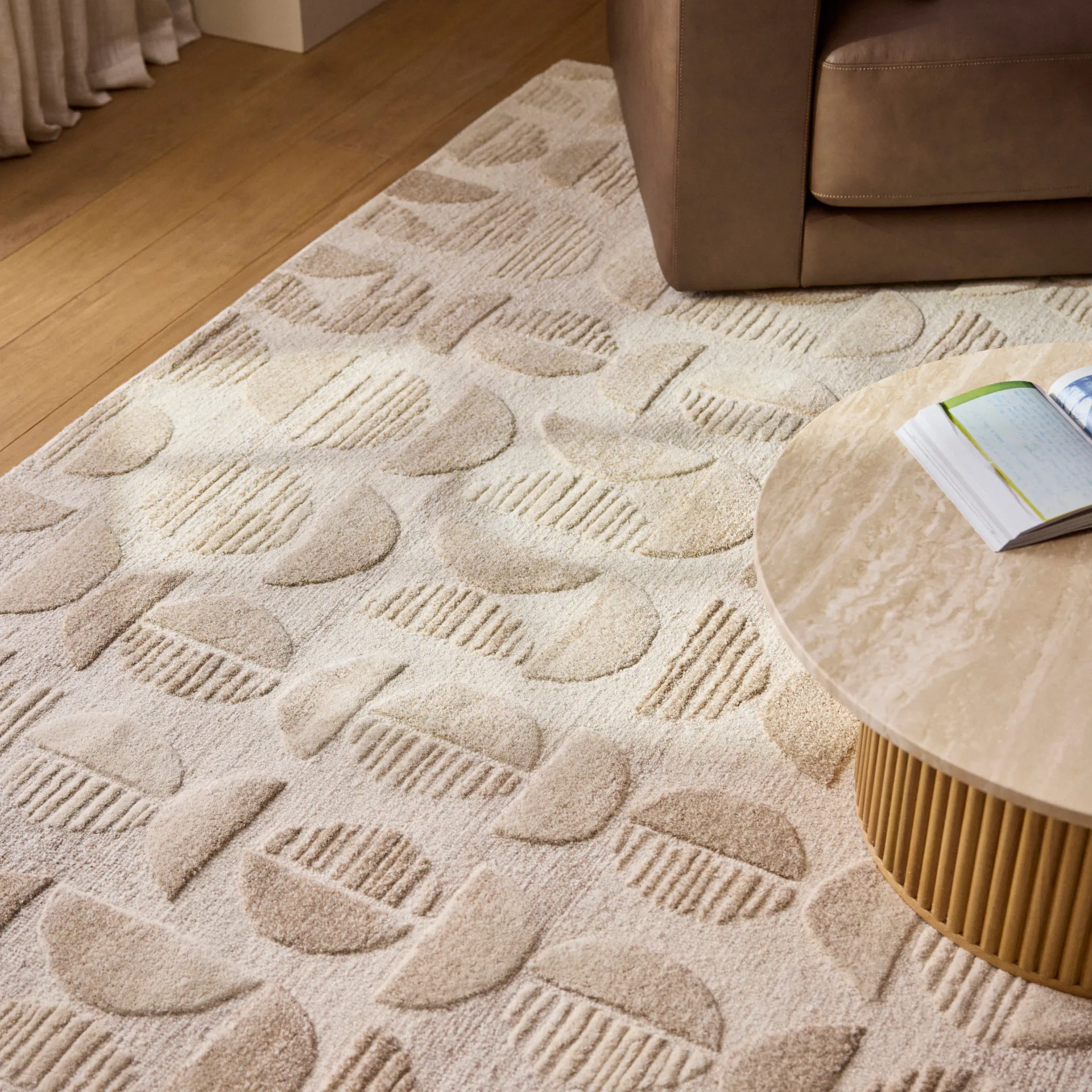 Waard 8 x 10 Rug - Beige Geometric Circle
